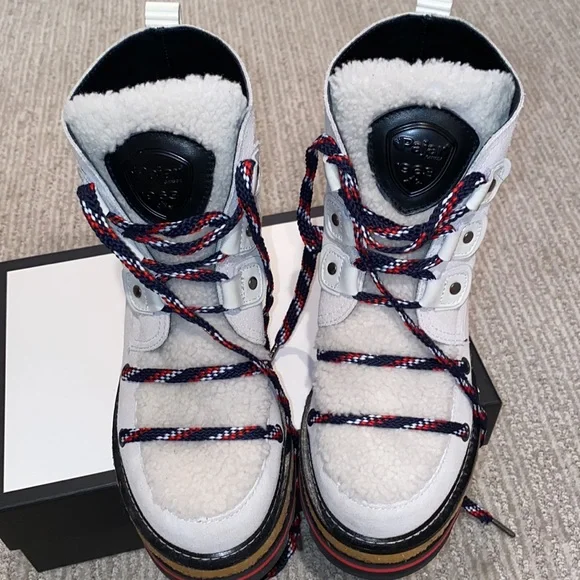 PAJAR Women’s Tristine Genuine Shearling Ankle Waterproof Boots Size 8-8.5 - Picture 9 of 10